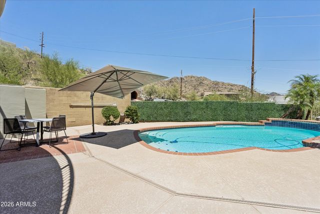 10011 N 1ST Avenue, Phoenix, AZ 85021
