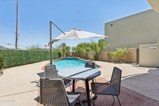 10011 N 1ST Avenue, Phoenix, AZ 85021