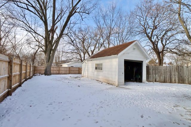 1736 Wisconsin Avenue, Beloit, WI 53511