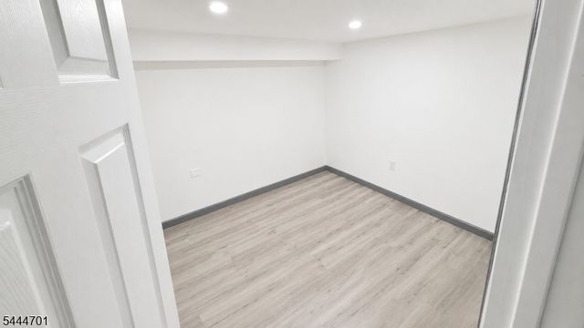 142 E Jersey St, Elizabeth City, NJ 07206