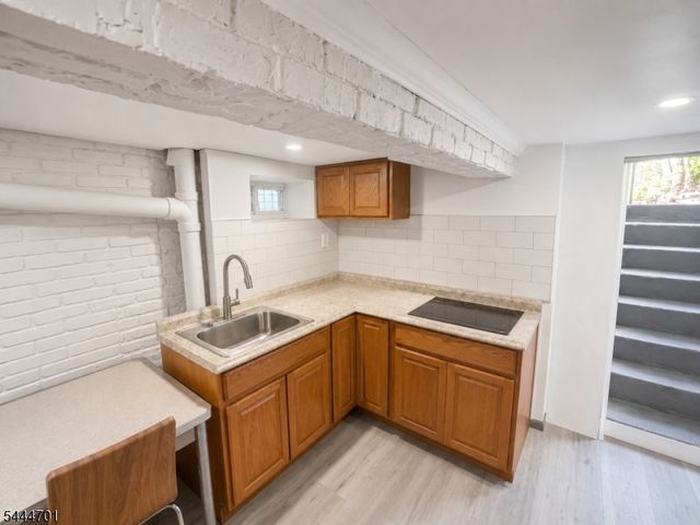 142 E Jersey St, Elizabeth City, NJ 07206