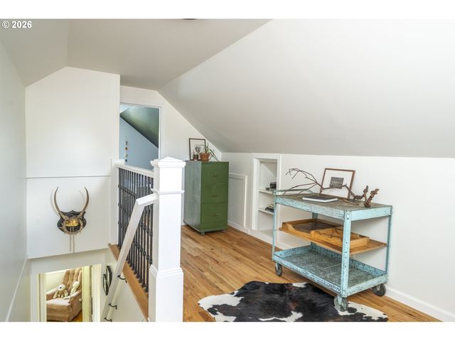 6235 Ne ALBERTA St, Portland, OR 97218