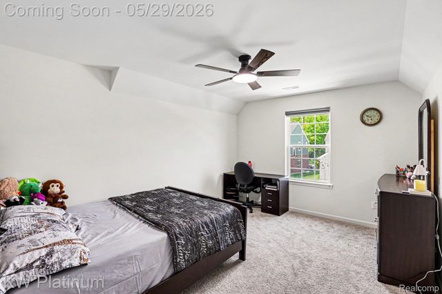 4918 Knollwood Drive, Troy, MI 48085