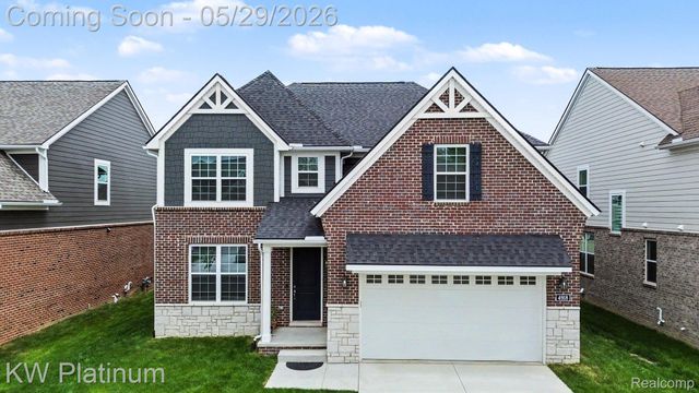 4918 Knollwood Drive, Troy, MI 48085