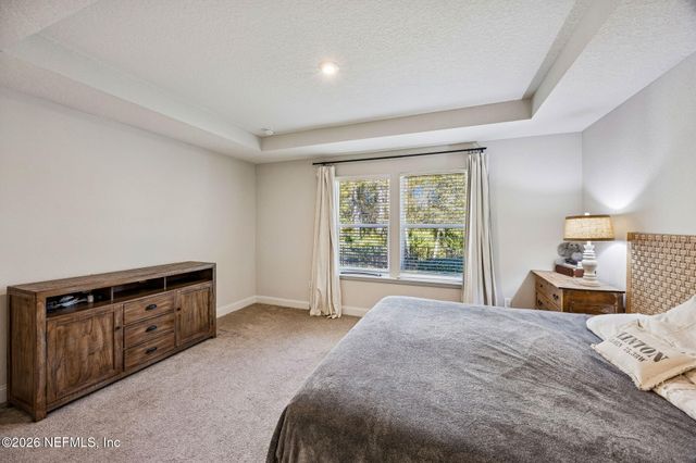 138 MEADOW CREEK Drive, St. Johns, FL 32259