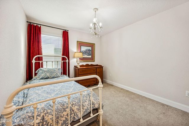 138 MEADOW CREEK Drive, St. Johns, FL 32259