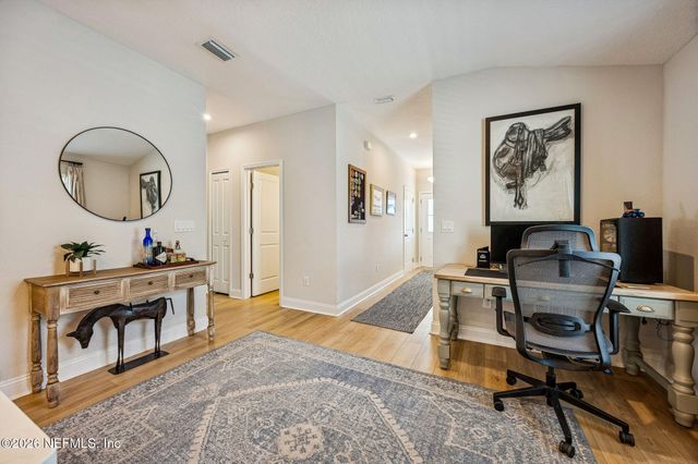 138 MEADOW CREEK Drive, St. Johns, FL 32259