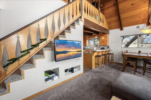 672 Villa Grove Avenue, Big Bear, CA 92314