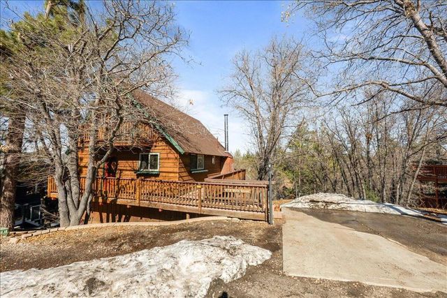 672 Villa Grove Avenue, Big Bear, CA 92314