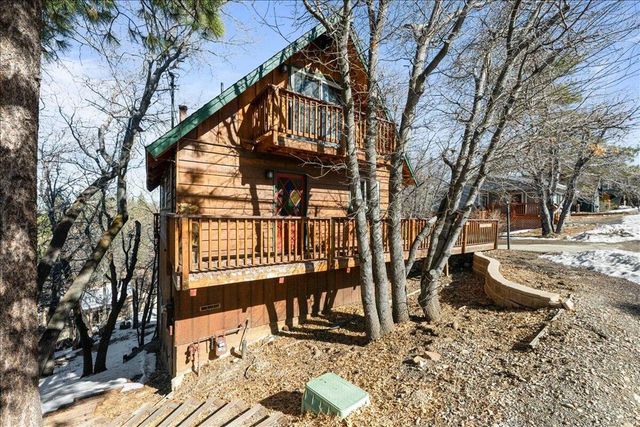 672 Villa Grove Avenue, Big Bear, CA 92314