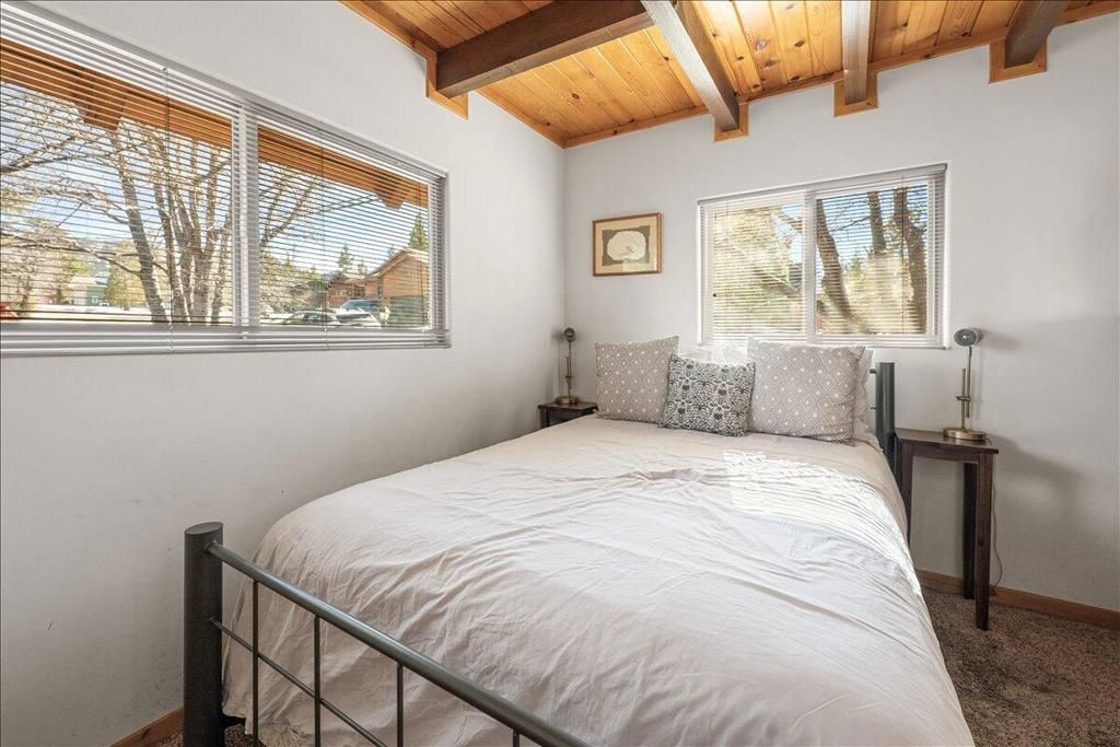 Image 8 of property listing at 672 Villa Grove Avenue, Big Bear, CA 92314