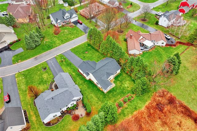 117 Hawthorne Drive, Ogden, NY 14559