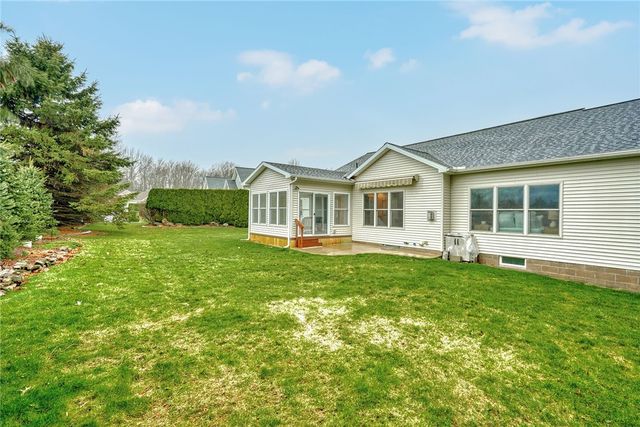 117 Hawthorne Drive, Ogden, NY 14559