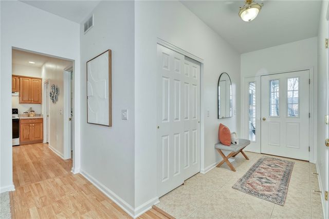 117 Hawthorne Drive, Ogden, NY 14559