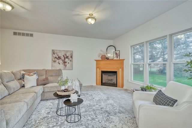 117 Hawthorne Drive, Ogden, NY 14559