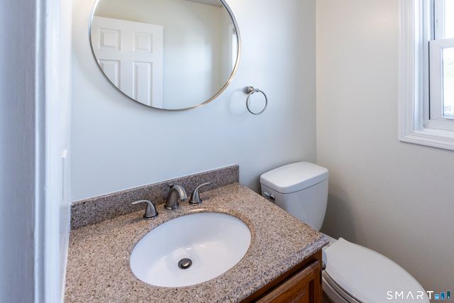 75 Commodore Commons 75, Derby, CT 06418