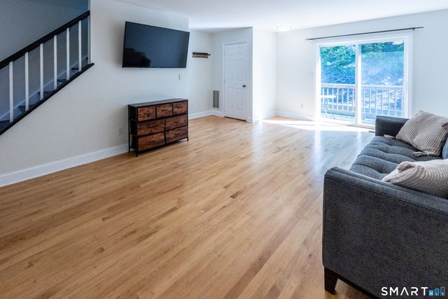 75 Commodore Commons 75, Derby, CT 06418