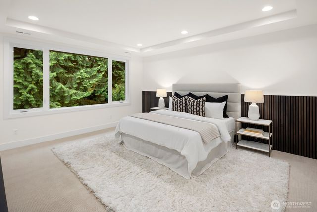 12729 NE 112th Street, Kirkland, WA 98033