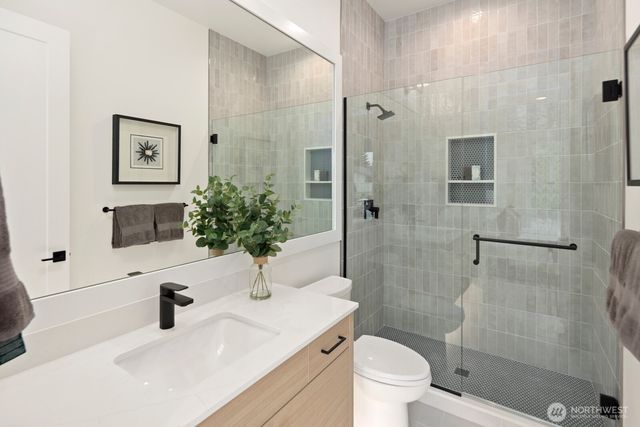 12729 NE 112th Street, Kirkland, WA 98033