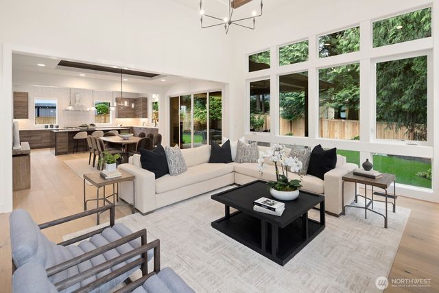 12729 NE 112th Street, Kirkland, WA 98033