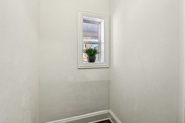 1622 S Central Park Avenue, Chicago, IL 60623