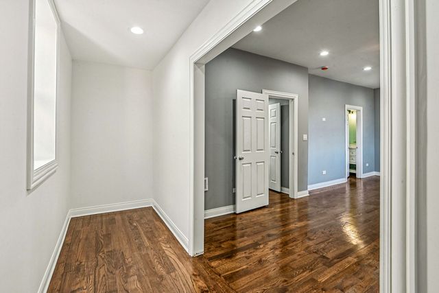 1622 S Central Park Avenue, Chicago, IL 60623