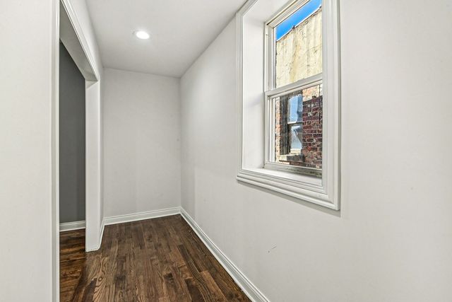 1622 S Central Park Avenue, Chicago, IL 60623