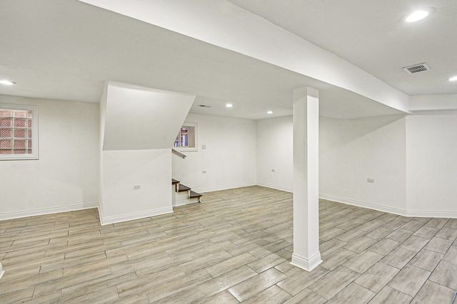 1622 S Central Park Avenue, Chicago, IL 60623