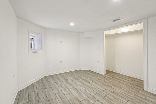 1622 S Central Park Avenue, Chicago, IL 60623