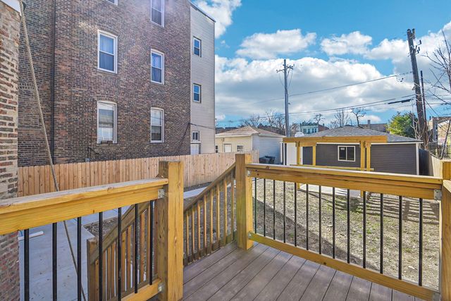 1622 S Central Park Avenue, Chicago, IL 60623
