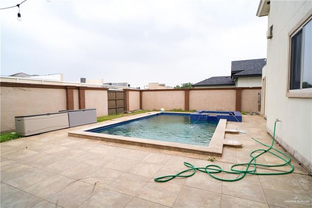 2425 Summer Breeze Street, Mission, TX 78572