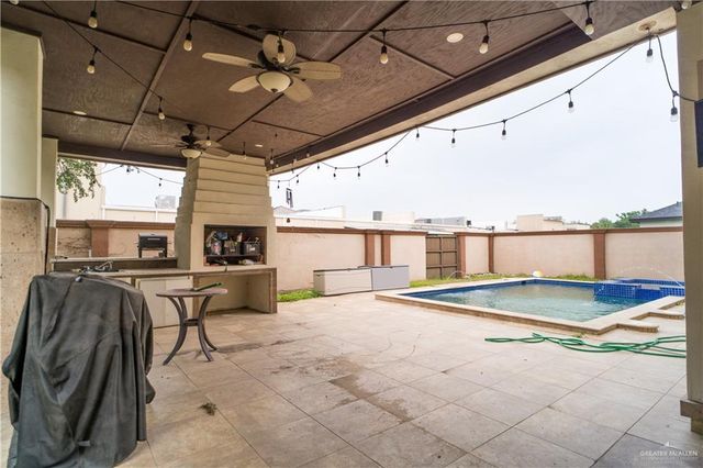 2425 Summer Breeze Street, Mission, TX 78572