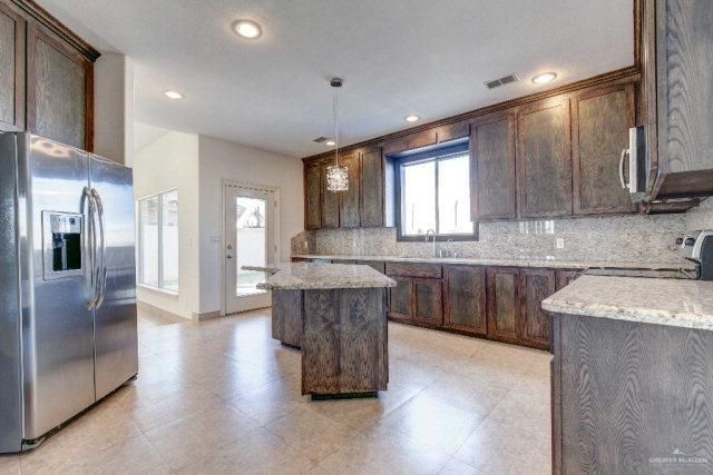 2425 Summer Breeze Street, Mission, TX 78572