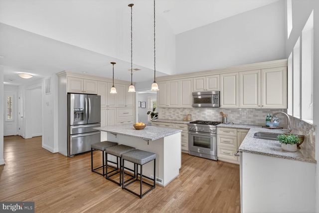 3600 FAIRCASTLE DR, Chevy Chase, MD 20815