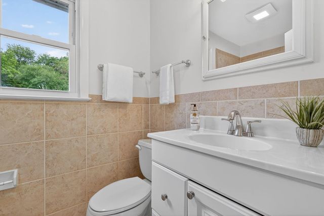 3600 FAIRCASTLE DR, Chevy Chase, MD 20815