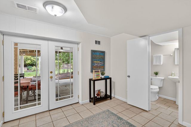 3600 FAIRCASTLE DR, Chevy Chase, MD 20815