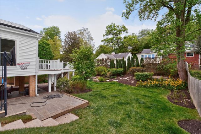 3600 FAIRCASTLE DR, Chevy Chase, MD 20815