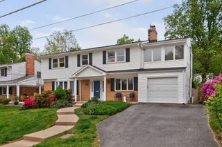 3600 FAIRCASTLE DR, Chevy Chase, MD 20815