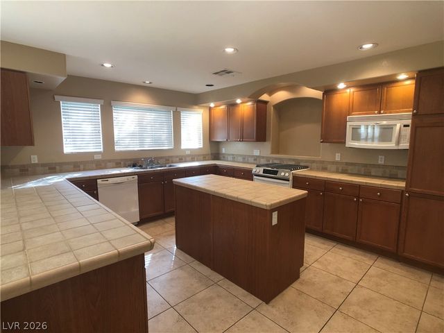 2661 FRENCH ROAST Place, Henderson, NV 89052