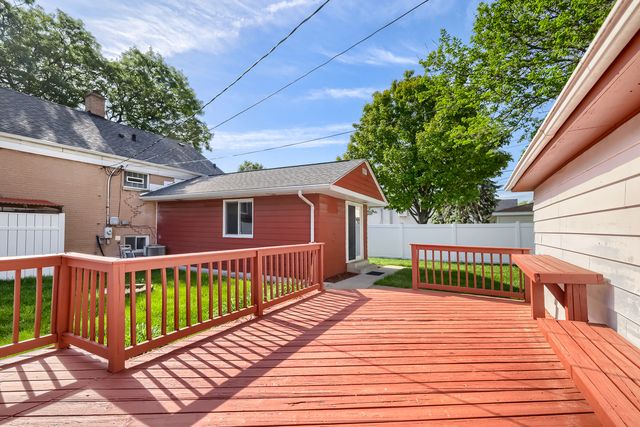 4018 Deyo Avenue, Brookfield, IL 60513