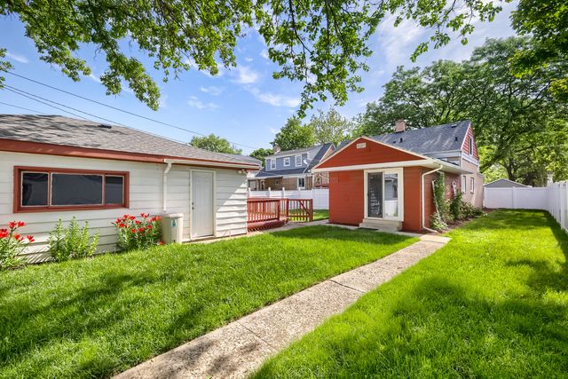 4018 Deyo Avenue, Brookfield, IL 60513