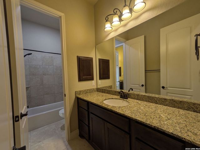 975 Wilderness Oaks, New Braunfels, TX 78132