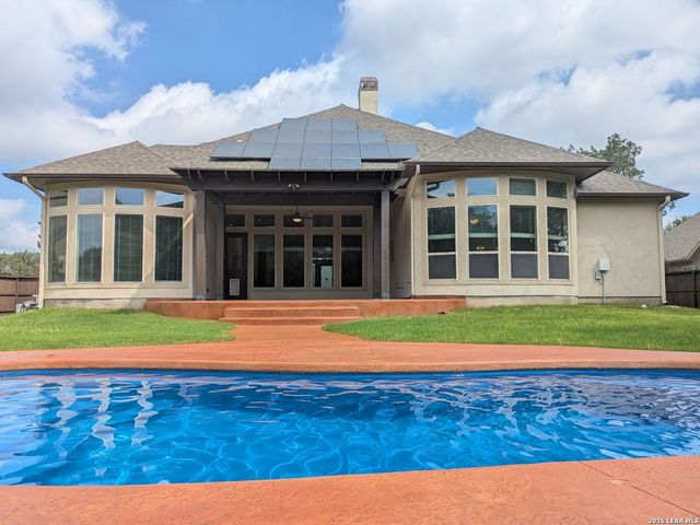 975 Wilderness Oaks, New Braunfels, TX 78132