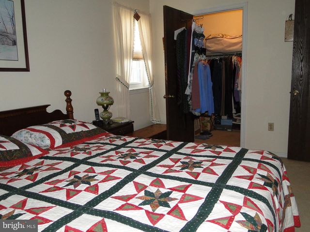 276 PARKRIDGE DR, Perkasie, PA 18944