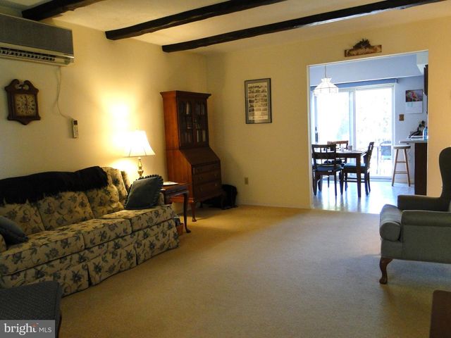 276 PARKRIDGE DR, Perkasie, PA 18944