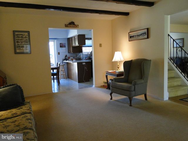 276 PARKRIDGE DR, Perkasie, PA 18944