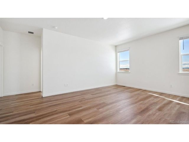 43212 Castle Stuart St, Elizabeth, CO 80107
