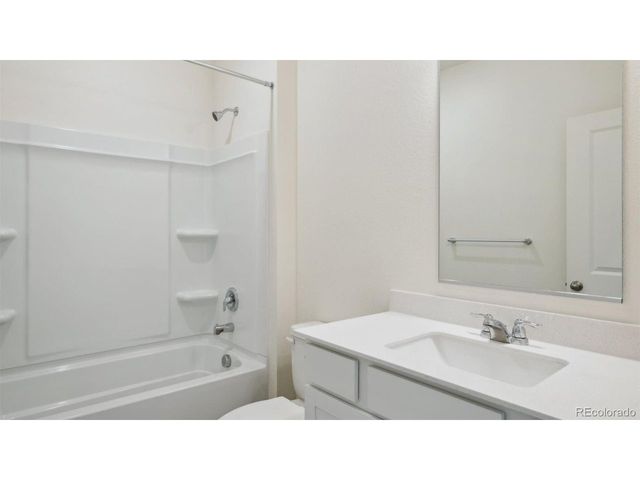 43212 Castle Stuart St, Elizabeth, CO 80107