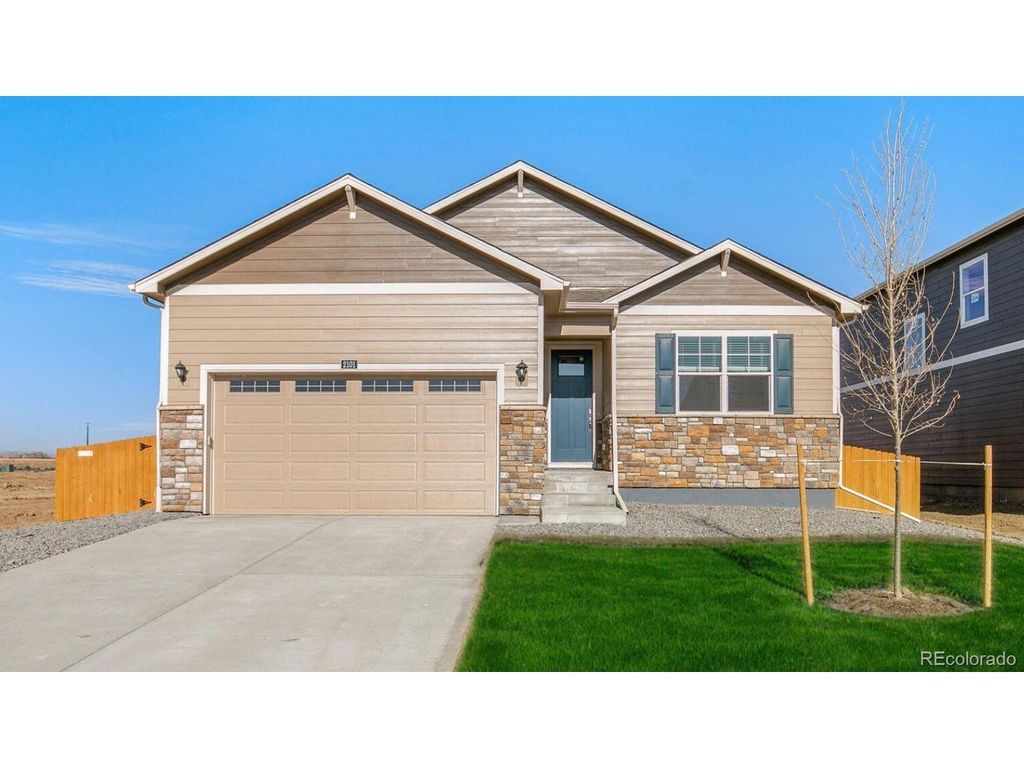 43212 Castle Stuart St, Elizabeth, CO 80107