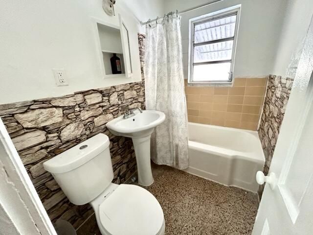 2023 Taylor Street, Hollywood, FL 33020